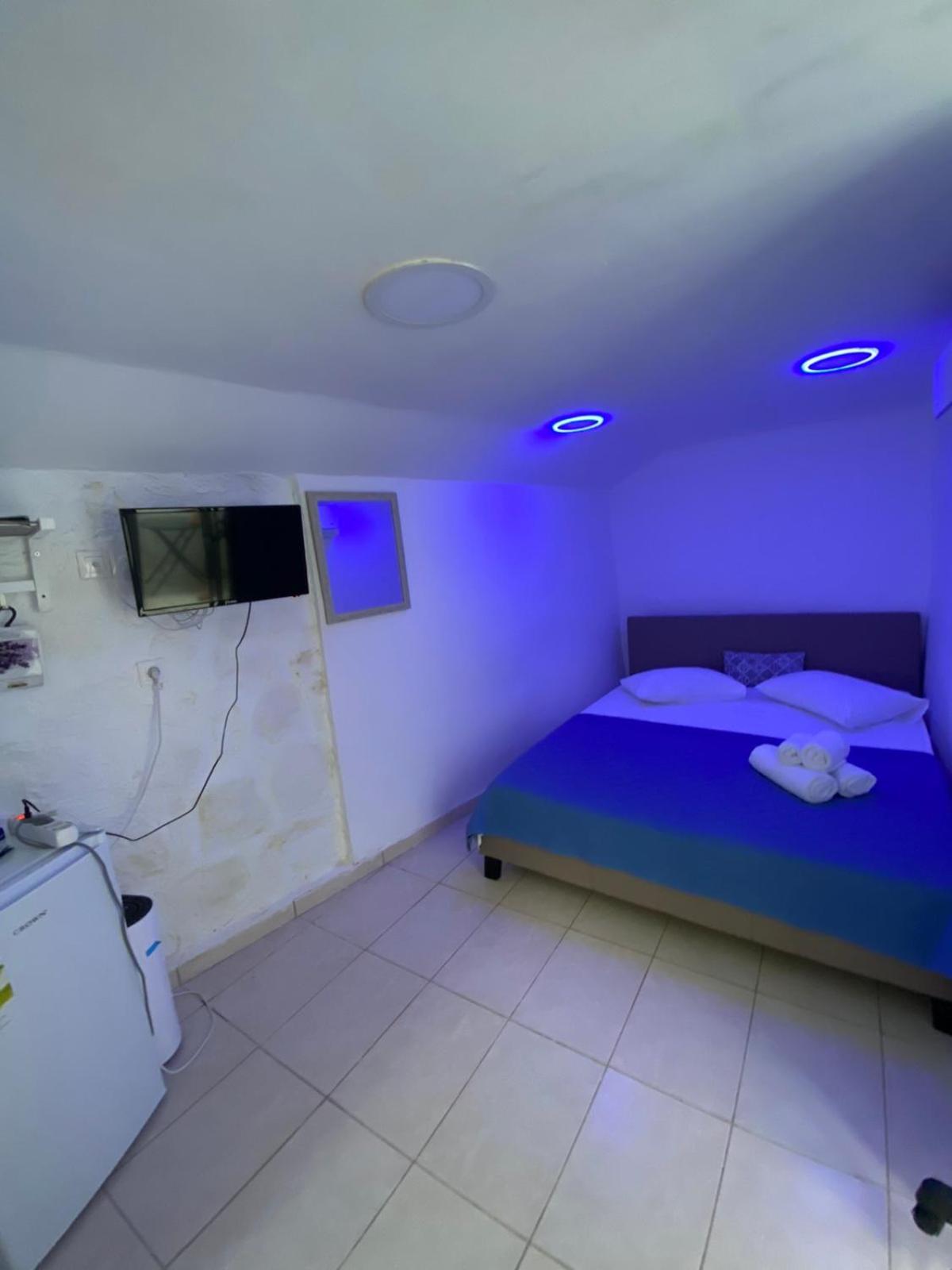 Tolos Budget Rooms Loggos Longós Zimmer foto