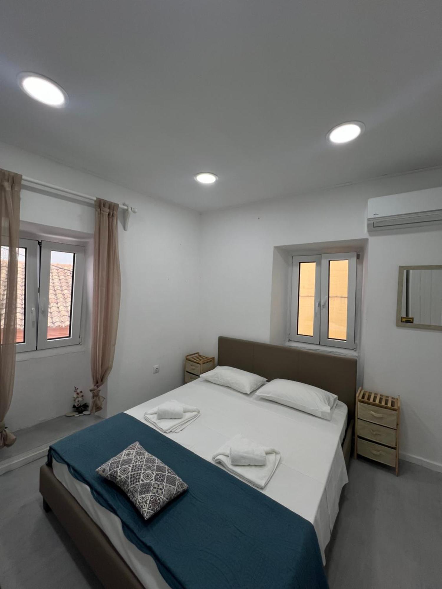 Tolos Budget Rooms Loggos Longós Zimmer foto